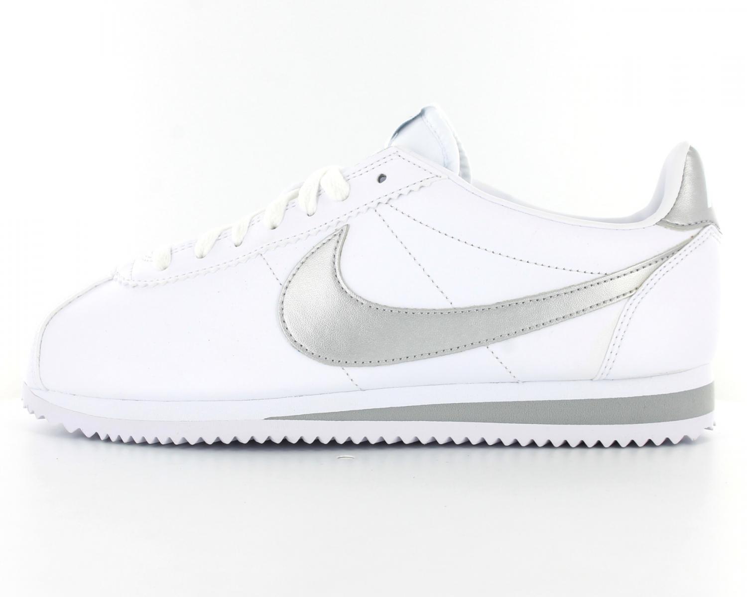 nike cortez blanche et rouge