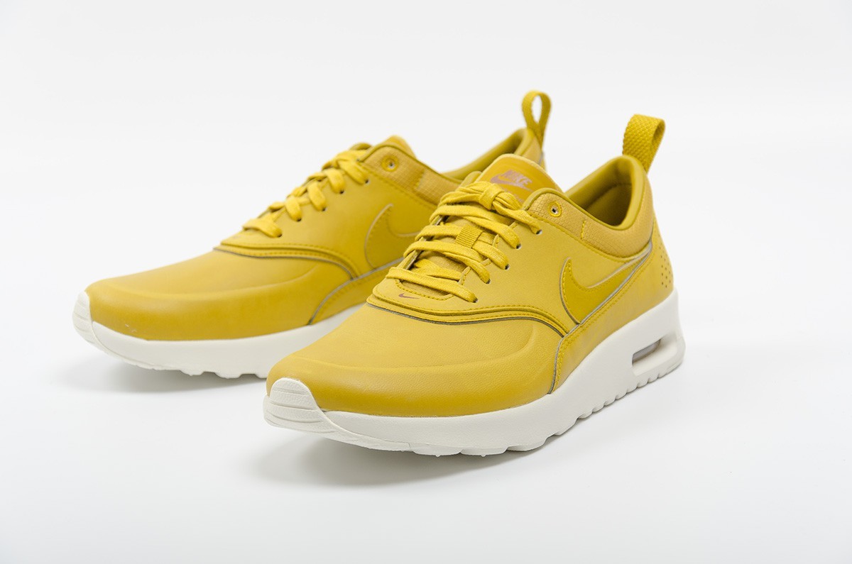 air max thea femme fluo